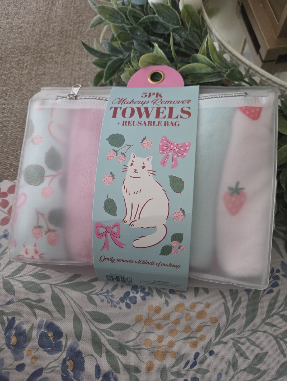 Makeup Remover Towels Reusable Bag - Pink/White, 5 Pack